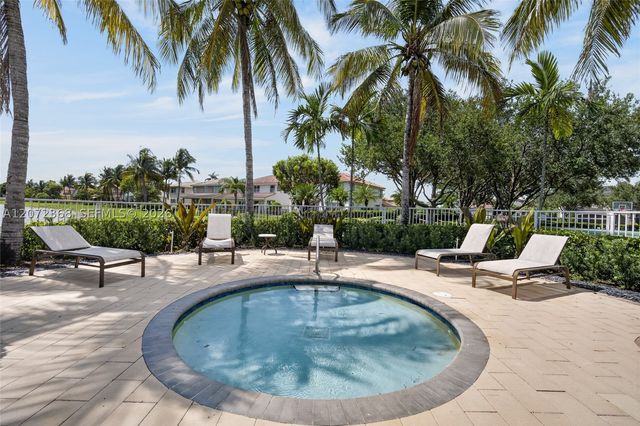 4723 SW 176th Ter, Miramar, FL 33029