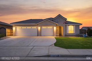 9021 Drovers Run Road, Bakersfield, CA 93311