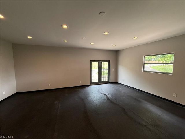 2345 Griffith Road, Winston-salem, NC 27103