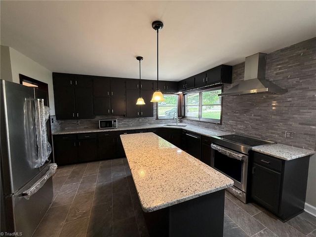 2345 Griffith Road, Winston-salem, NC 27103