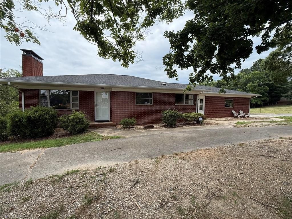 2345 Griffith Road, Winston-salem, NC 27103