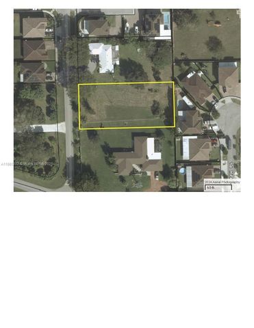 230 SW 118, Unincorporated Dade County, FL 33170