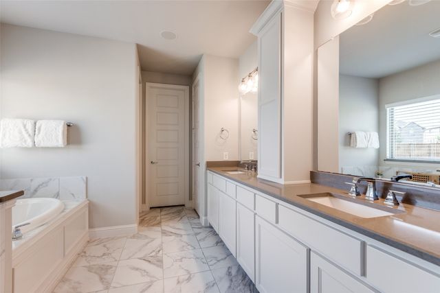 240 Marie Circle, Frisco, TX 75033