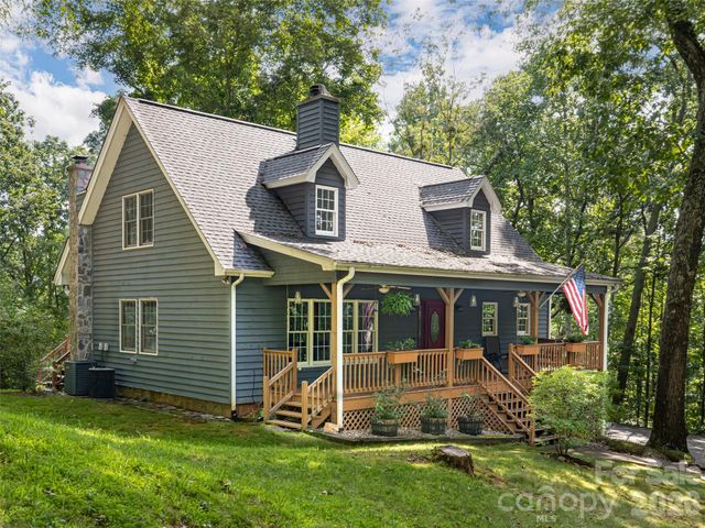 12 Howling Waite Ridge, Candler, NC 28715