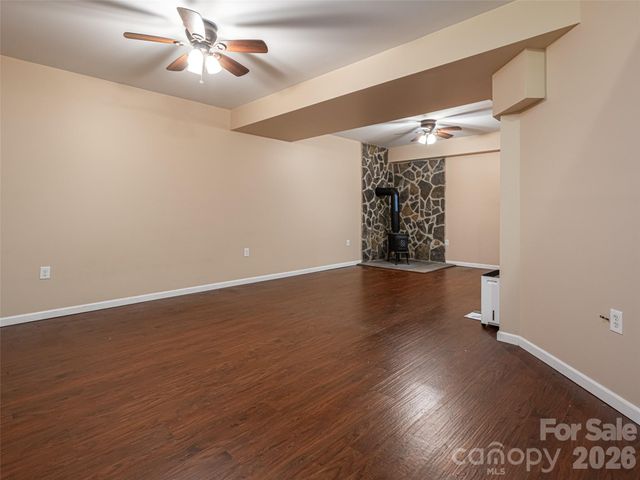 12 Howling Waite Ridge, Candler, NC 28715
