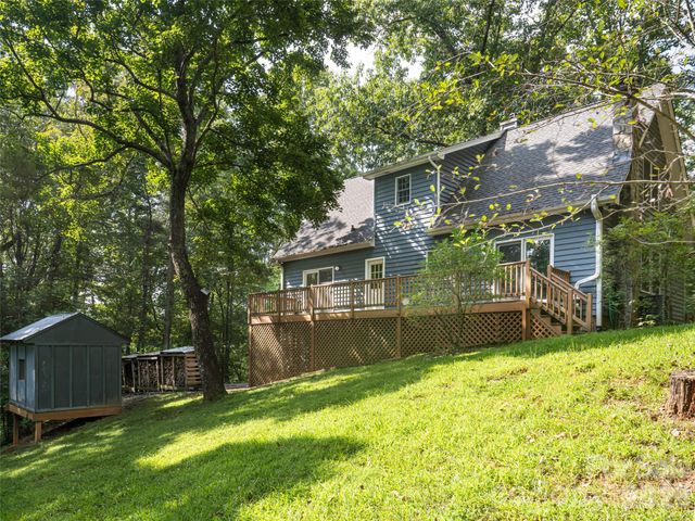 12 Howling Waite Ridge, Candler, NC 28715