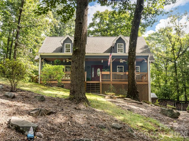 12 Howling Waite Ridge, Candler, NC 28715