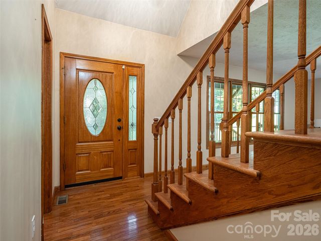 12 Howling Waite Ridge, Candler, NC 28715