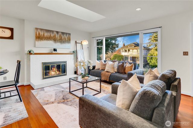 4209 S Lucile Street, Seattle, WA 98118