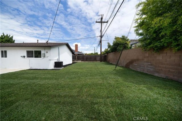 10232 Halawa, Huntington Beach, CA 92646