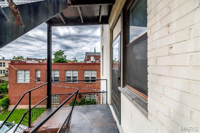 6026 Waterman Boulevard 2W, St Louis, MO 63112
