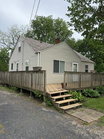 6480 11th Street, Rockford, IL 61109