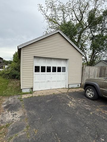 6480 11th Street, Rockford, IL 61109