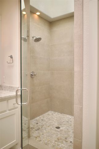 207 Adrian Drive, Fort Worth, TX 76107