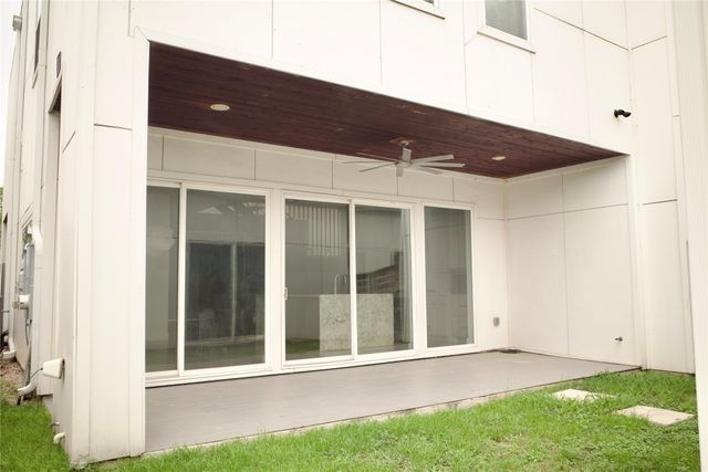 207 Adrian Drive, Fort Worth, TX 76107