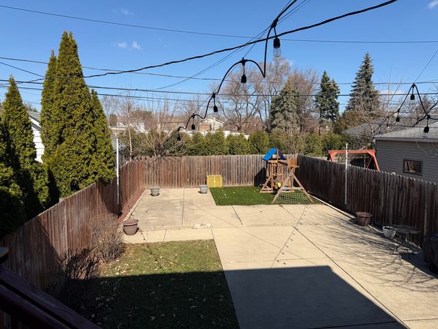 6236 W Cuyler Avenue, Chicago, IL 60634