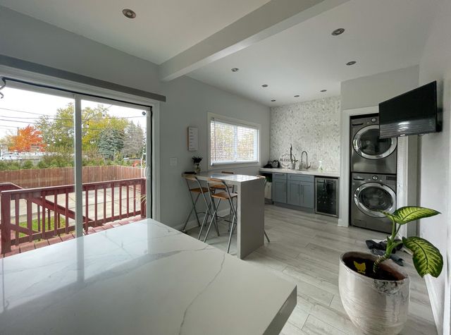 6236 W Cuyler Avenue, Chicago, IL 60634