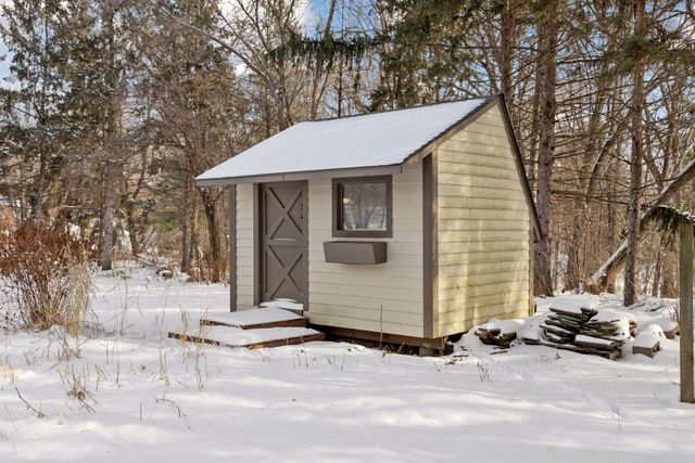 14 Dove Lane, North Oaks, MN 55127