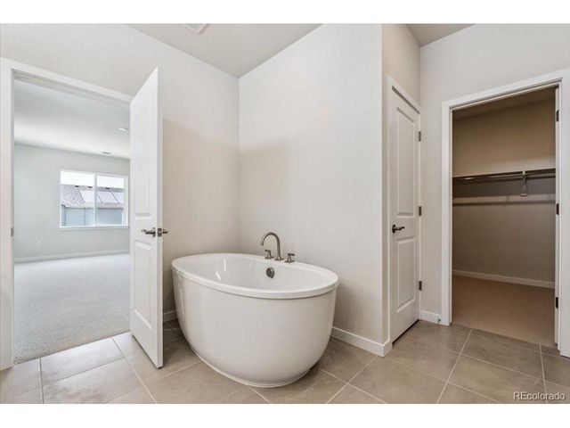 2561 Bailey Ln, Lafayette, CO 80026