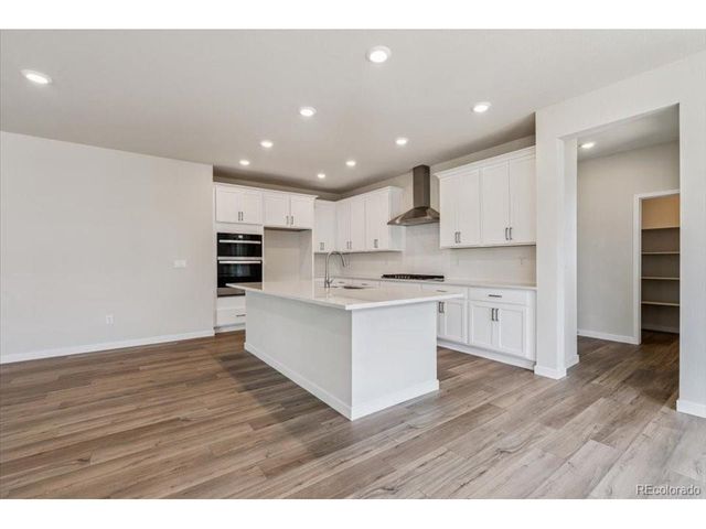 2561 Bailey Ln, Lafayette, CO 80026