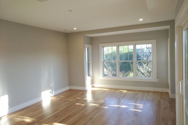 186 Havre 4, Boston, MA 02128