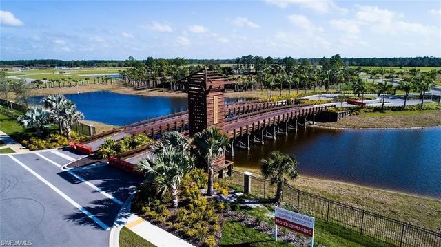 18509 Cronin Sand LN, North Fort Myers, FL 33917