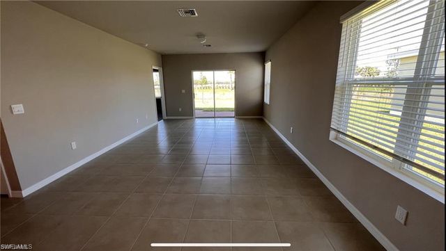 18509 Cronin Sand LN, North Fort Myers, FL 33917