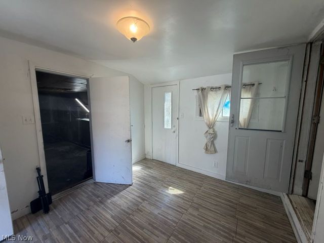 22 Uhler Avenue, Akron, OH 44310