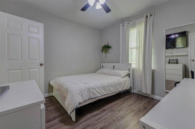 5031 Caplin Street, Houston, TX 77026