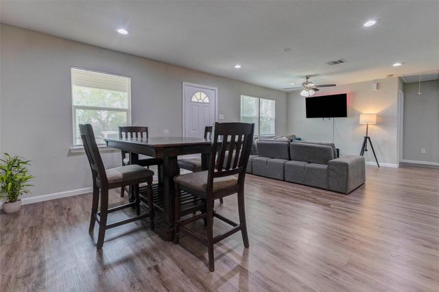 5031 Caplin Street, Houston, TX 77026