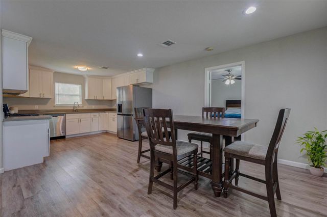 5031 Caplin Street, Houston, TX 77026
