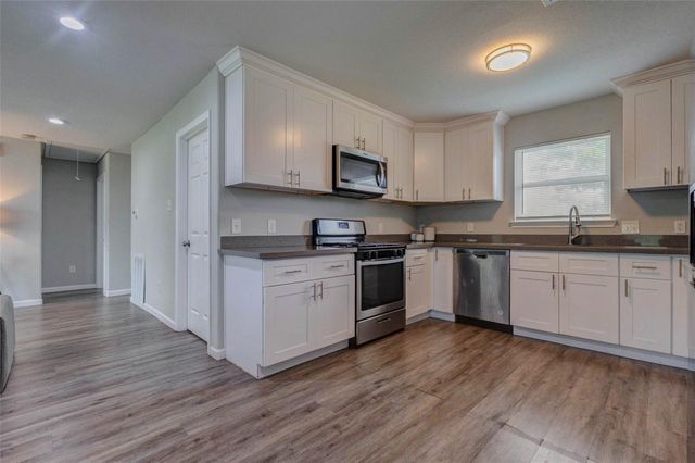 5031 Caplin Street, Houston, TX 77026