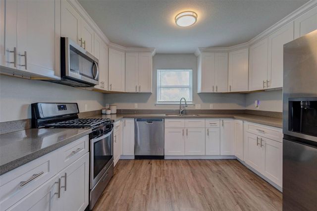 5031 Caplin Street, Houston, TX 77026
