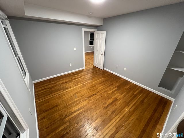 39 Lander Street 2nd floor, New Haven, CT 06511