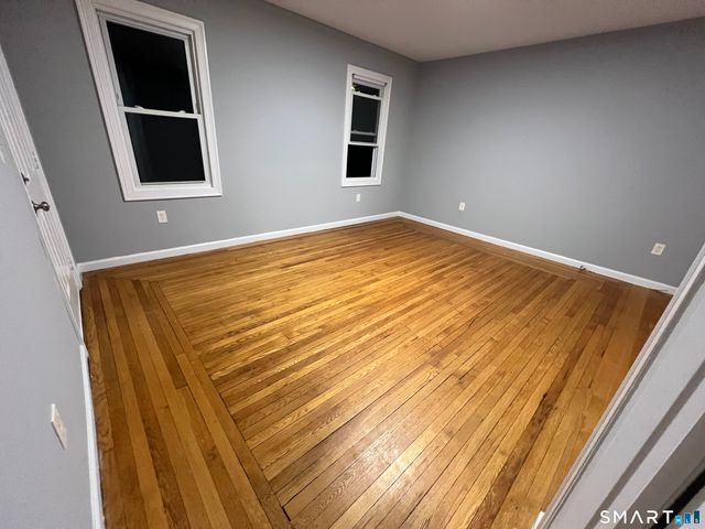 39 Lander Street 2nd floor, New Haven, CT 06511