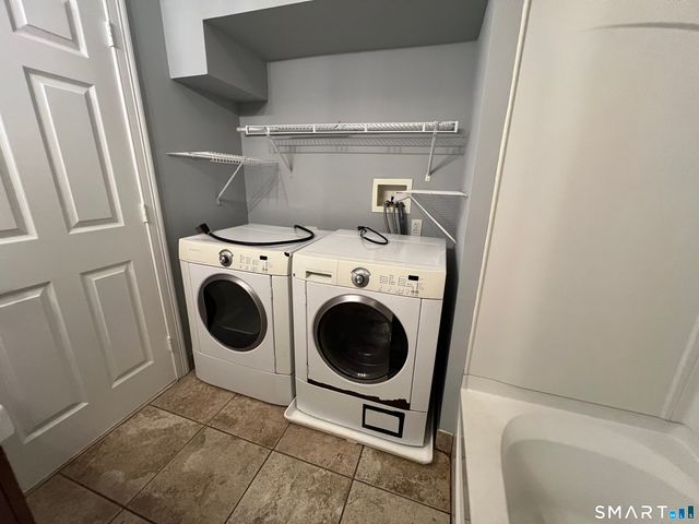 39 Lander Street 2nd floor, New Haven, CT 06511