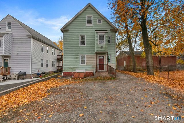 39 Lander Street 2nd floor, New Haven, CT 06511