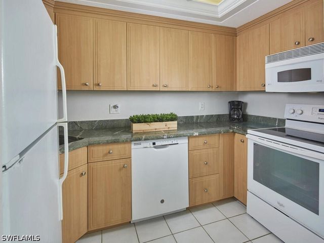 58 N Collier BLVD 214, Marco Island, FL 34145
