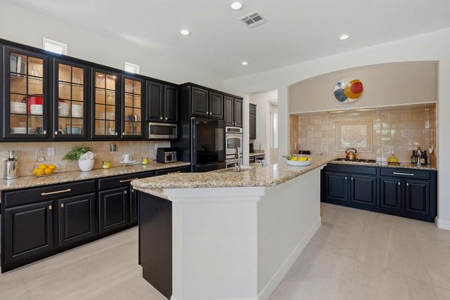 38 Via San Marco, Rancho Mirage, CA 92270