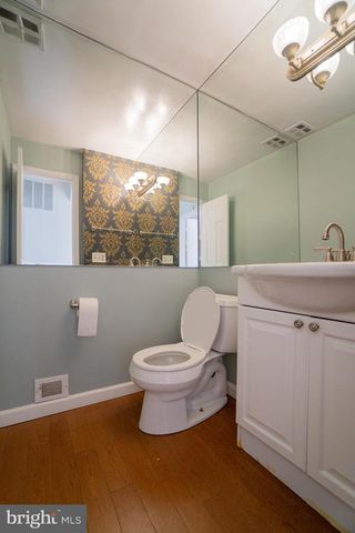 6440 WINDERMERE CIR, Rockville, MD 20852