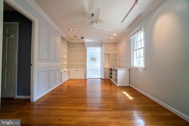 6440 WINDERMERE CIR, Rockville, MD 20852