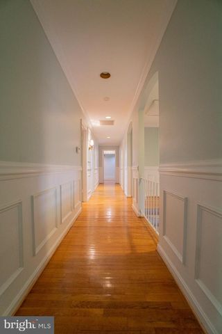 6440 WINDERMERE CIR, Rockville, MD 20852