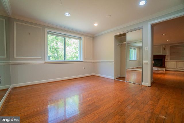 6440 WINDERMERE CIR, Rockville, MD 20852