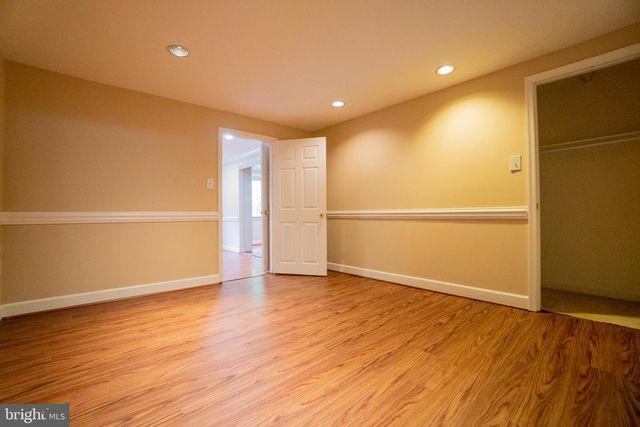 6440 WINDERMERE CIR, Rockville, MD 20852