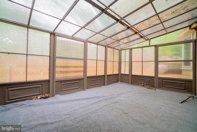 6440 WINDERMERE CIR, Rockville, MD 20852