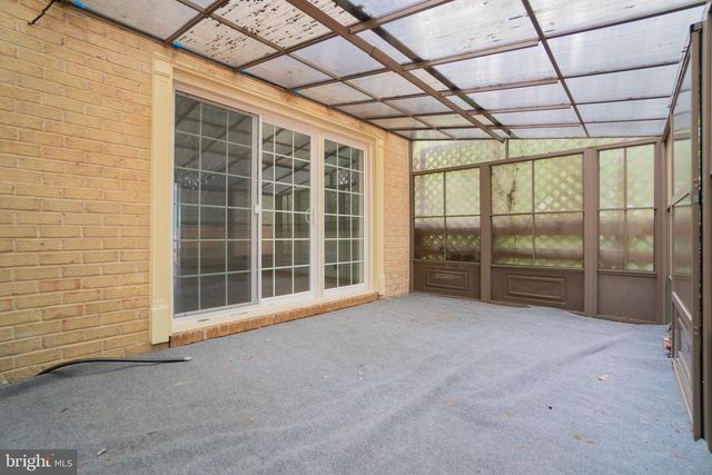 6440 WINDERMERE CIR, Rockville, MD 20852