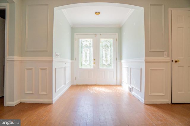 6440 WINDERMERE CIR, Rockville, MD 20852