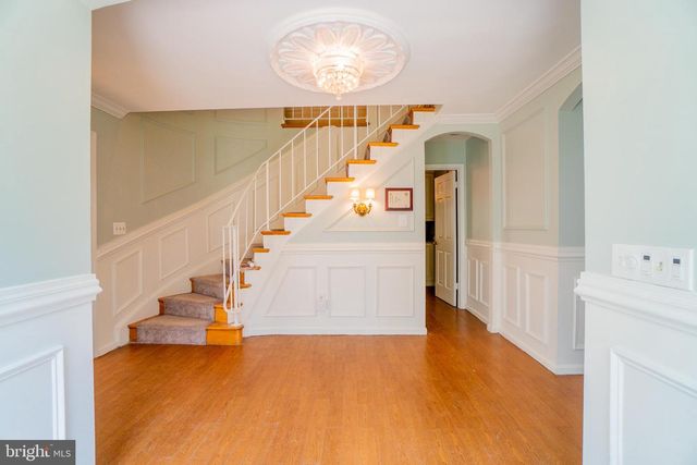 6440 WINDERMERE CIR, Rockville, MD 20852