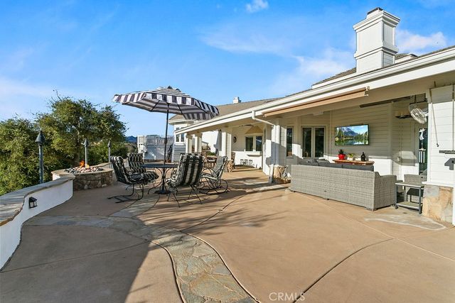 40075 Avenida La Cresta, Murrieta, CA 92562