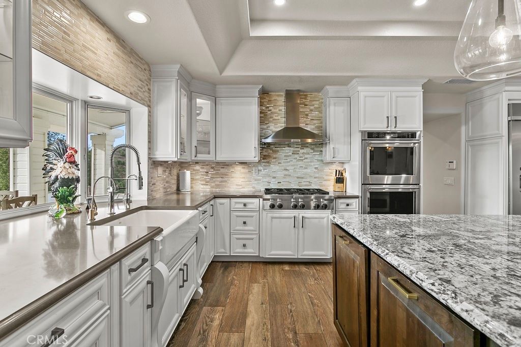 Image 19 of property listing at 40075 Avenida La Cresta, Murrieta, CA 92562